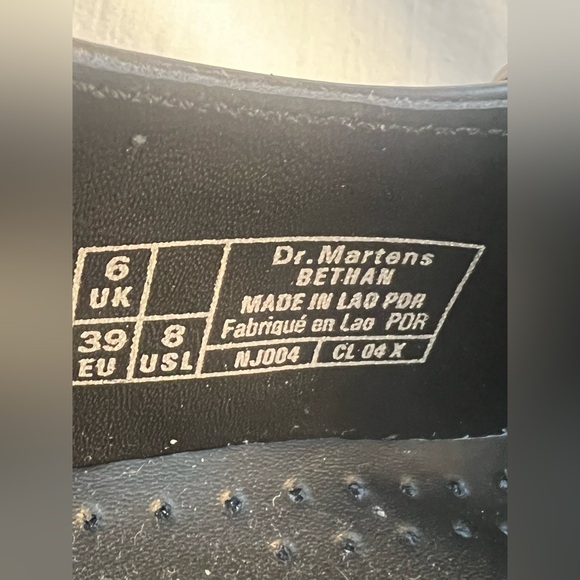 Dr Martens Bethan Polished Smooth leather Platform Black Ladies 8 NWOB - Picture 9 of 10